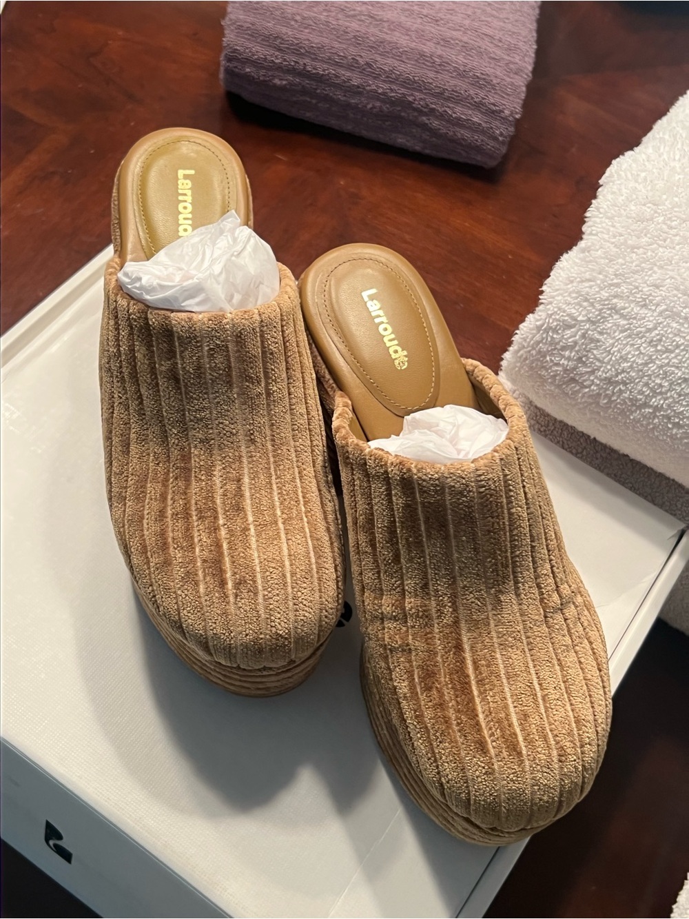 Larroude Latte Velvet Clogs - Picture 3 of 12
